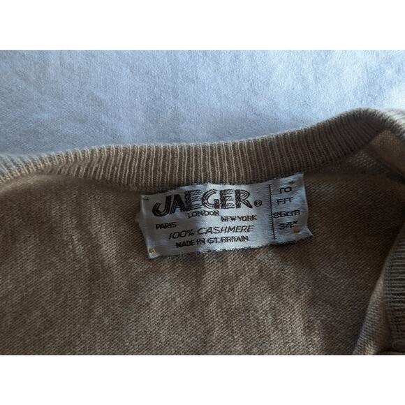 Jaeger Vintage 100% Scottish Cashmere Cardigan Sweater Size 34 EU Quiet Luxury - Picture 5 of 16